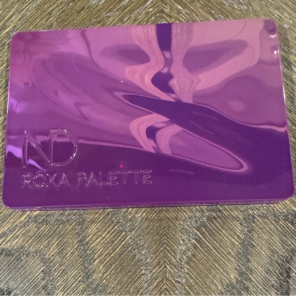 Natasha Deona ROXA EYESHADOW PALETTE. New in Box. - Picture 3 of 5